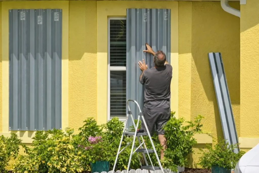 storm surge flooding near coastal houses, Hurricane Flood Insurance